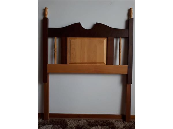 ~/upload/Lots/48388/lf7dtms32632u/LOT 22 BED HEADBOARD Embuia  Headboard single BED 2Width 95cm dark & light_t600x450.jpg